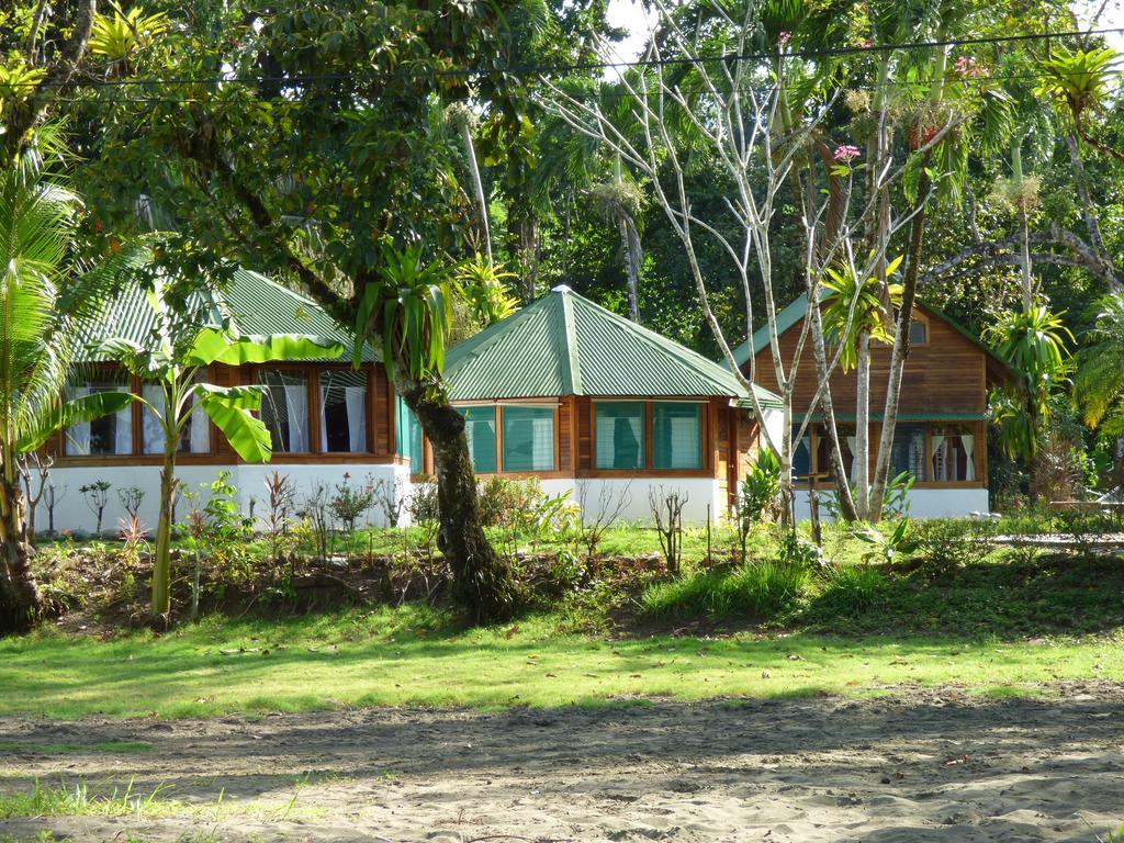 Corcovado Beach Lodge Puerto Jimenez Room photo